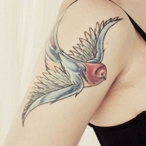 Татуировки для девушек птички